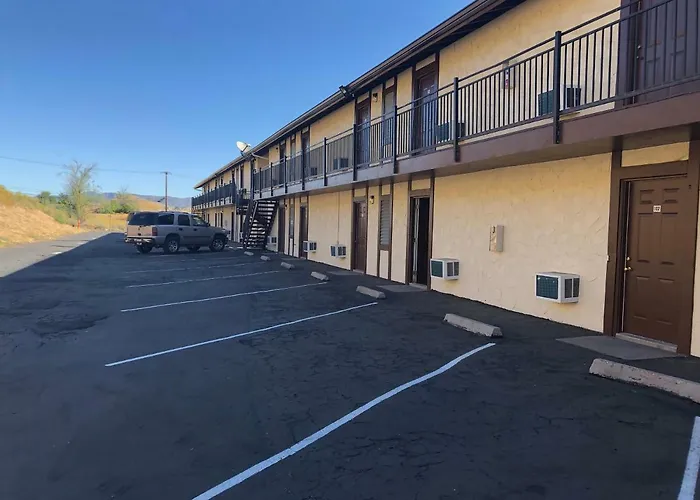 Golden Hills Motel Tehachapi